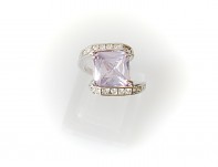 Zyta prsten s fialovým zirkon kamenem 3220317